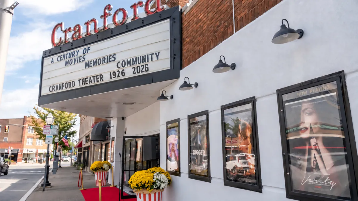 Кинотеатр Cranford Theater в Нью-Джерси готовится отметить вековой юбилей