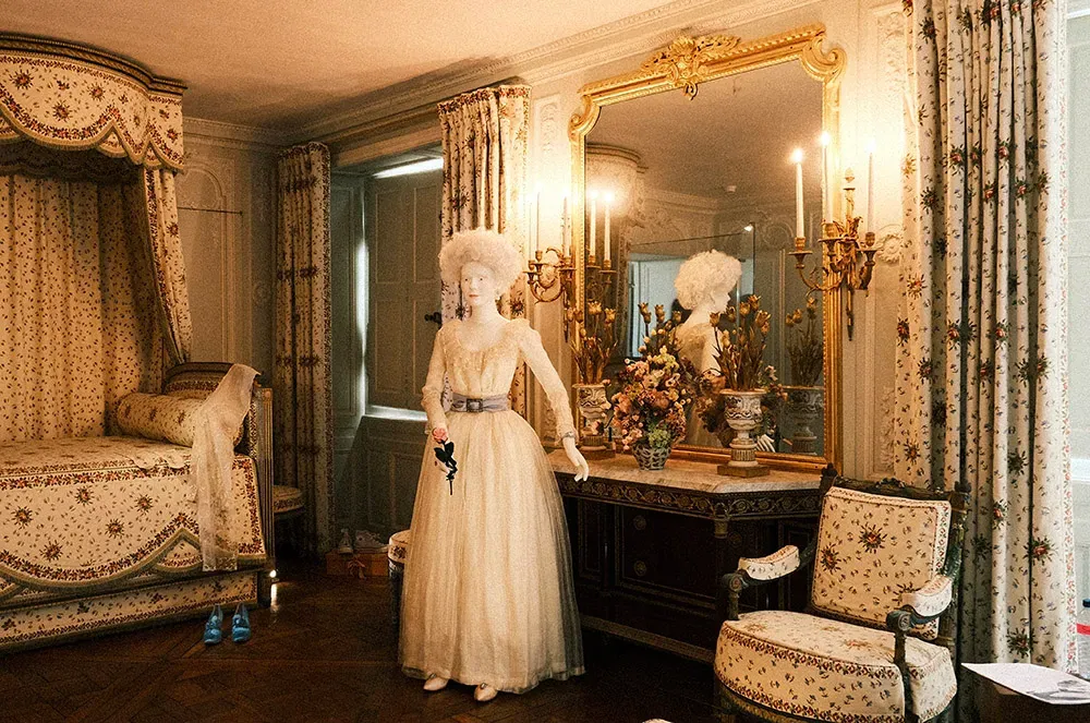 На фото: Мария-Антуанетта и Марии-Антуанетты, «Мария-Антуанетта» (Marie Antoinette: The Journey)
