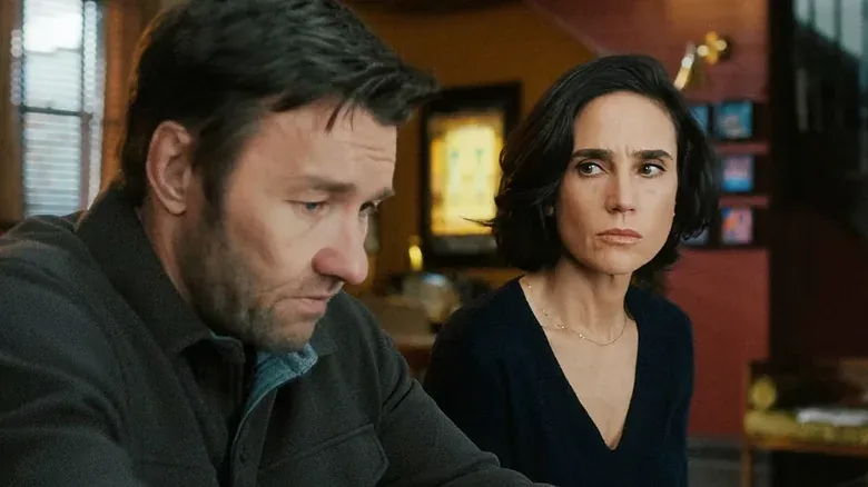 Фото к новости о сериале «Тёмная материя»