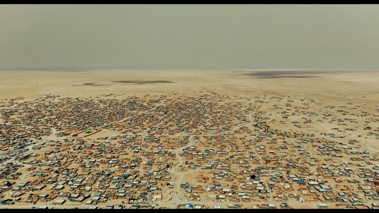 Кадр из документального фильма «My Home Of Wind And Sand», кадр 1