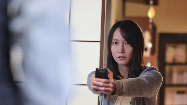 Ёсиока Рихо и Нао вступают в жестокую схватку в триллере «Теневая работа»